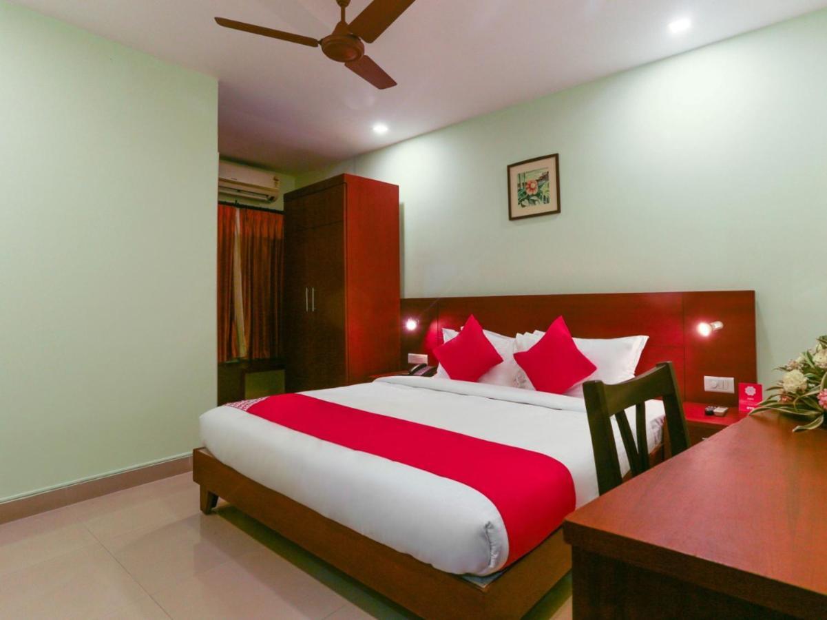 Hotel Newcastle Wadakkanchery 외부 사진